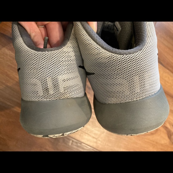 Nike Air Precision Shoe - Picture 8 of 9